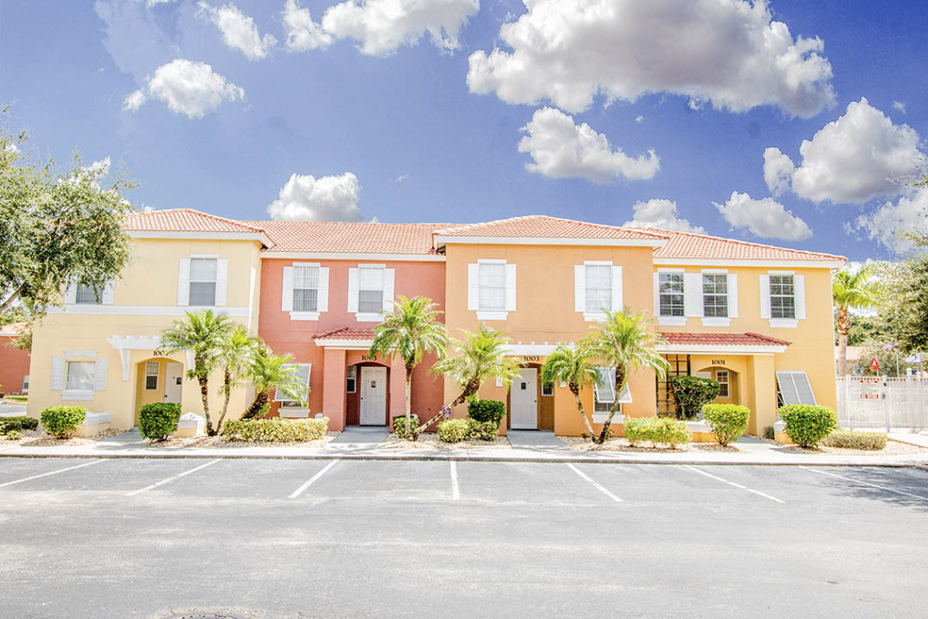 Lake Berkley Townhouses